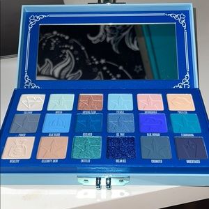 jeffree star blue blood palette